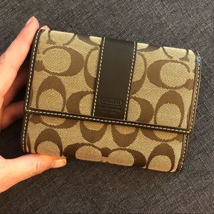 Coach Wallet 💵